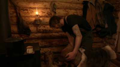 I think she'll be
good to go with those. - Life Below Zero: Next Generation