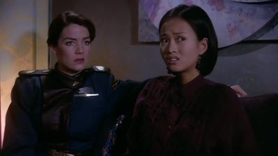I think we should go. - Babylon 5
