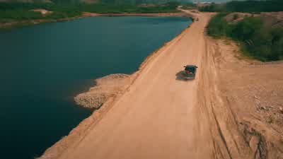 I think that dozer is going to be just right. - Gold Rush