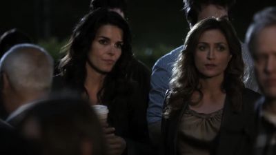 I think that's her dad there. - Rizzoli & Isles