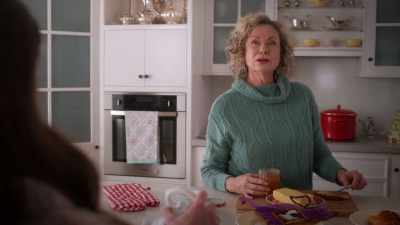 I think that's how you say it. - The Dog Days of Christmas