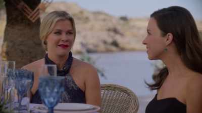 I think that's very okay. - The Wedding Veil Journey