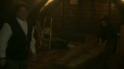 I think the baron might be here - What We Do in the Shadows