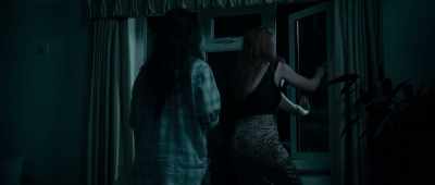 I think the window
malfunctioned or something. - Alien Invasion