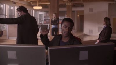 There's something wrong with you - Leverage
