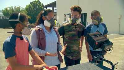 I THINK THIS CROSSBOW WILL SCARE
THE ARROW INTO FLYING STRAIGHT. - Mythbusters Jr.