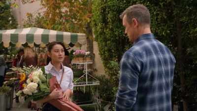 - I think she told you about me?
- (scoffs) - 9-1-1