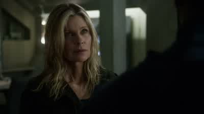 I think we have a problem. - The 100