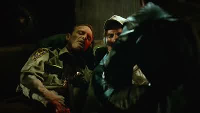 I think we're gonna stay here, Wray. - Planet Terror