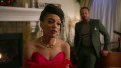 I think what would make me happy
is to go on the - BeBe Winans’ We Three Kings