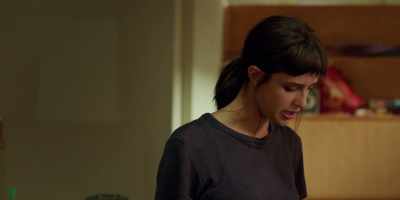 -I think she would like it.
-You think? - 18 Presents