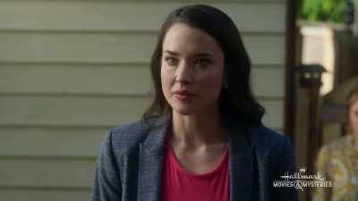 I think you were on his payroll. - Nikki & Nora: Sister Sleuths