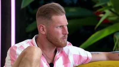 I THINK ZAC MIGHT LOOK BACK AND
BE LIKE, MAN, I SHOULD HAVE - Love Island