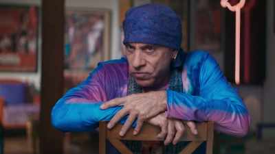I thought, "I better kind of
introduce myself - Stevie Van Zandt: Disciple