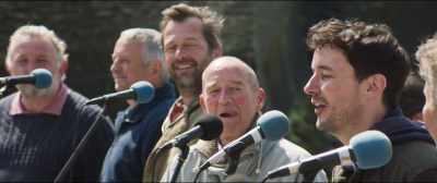 ♪ I thought I heard the old man say ♪ - Fisherman's Friends