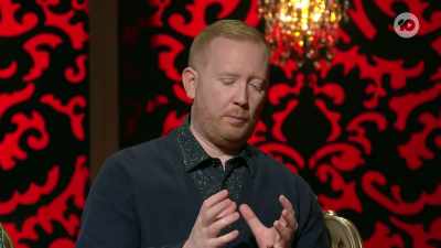 I thought if I just
put the microphone - Taskmaster