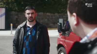- I thought I said non-traceable.
- We tried. Wes bottled it. - Darklands