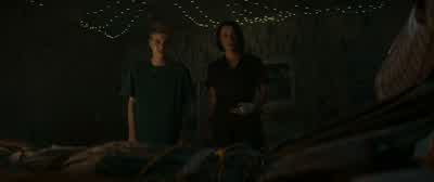 I wanna listen to that vinyl. - Evil Dead Rise