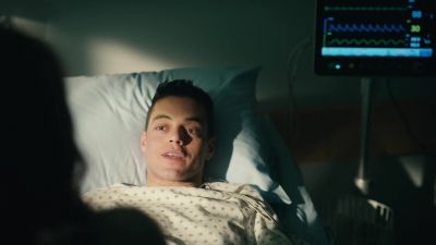 - I thought I'd never
see you again. - Mr. Robot