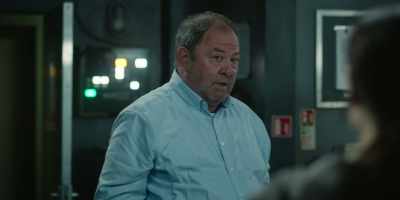 - I thought it was an explosion.
- Caused by the people it had infected. - The Rig