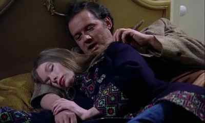 I thought ofyou all day.
[ Chuckles ] - The Crazies