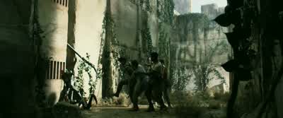 I thought you said it was dead. - The Maze Runner