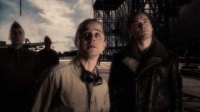 I thought you said this thing was big - Sky Captain and the World of Tomorrow