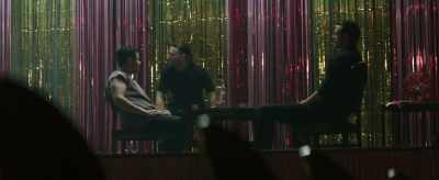 - I thought you said you wanted three.
- Yeah. I want half a key now. - The Informer