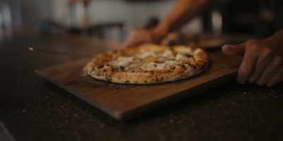 I thought serving pizza
at the end would be a great fit. - Chef's Table: Pizza
