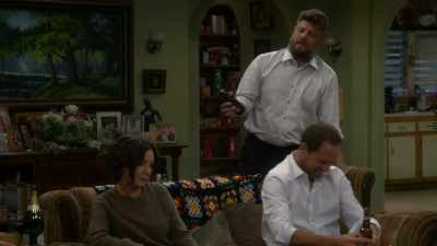 I thought that was so funny
when Becky did that! - The Conners