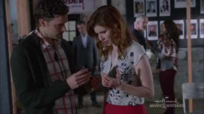 I thought it was
a different colour. - Last Scene Alive: An Aurora Teagarden Mystery