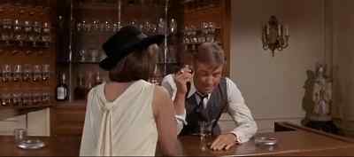 I thought this was a private bar. - The Carpetbaggers