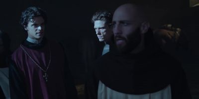 I thought we were using poison. - Medici: Masters of Florence