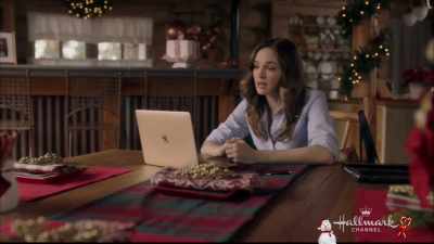 I thought you went home
because of your aunt. - Christmas Joy