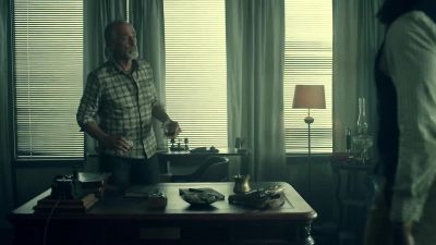 I thought you were
off the sauce. - Fear the Walking Dead