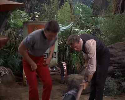 I thought they weren't
supposed to be able
to see much at night. - Land of the Giants