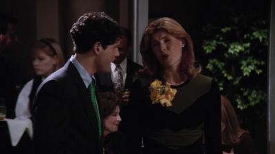 I thought it would make it
look more like a real date. - Spin City