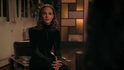 - I thought you were angry with him.
- I am. - Irma Vep