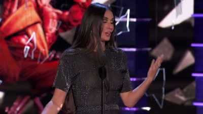 I had three beautiful,
amazing children. - Comedy Central Roast of Bruce Willis