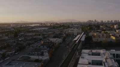 ♪ I had to get close ♪ - Blindspotting