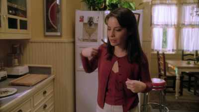♪ I had to keep
My room straight... ♪ - Charmed