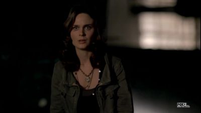 I had to shoot him. - Bones