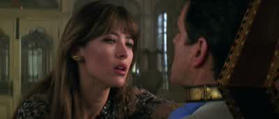 I told him he had to hurt me. - The World Is Not Enough