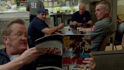 - I told you I knew this guy! - Chicago Fire