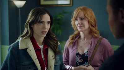 I told the other detective
everything I could think of. - The Replacement Daughter