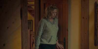 - I told them what they needed to know.
- Not everything. - The Darker the Lake
