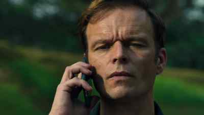 - I told you, no Russian. - Strike Back