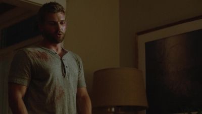 I told you when I first came to this town that I went out to the cabin to meet Peter, but that... - Under the Dome