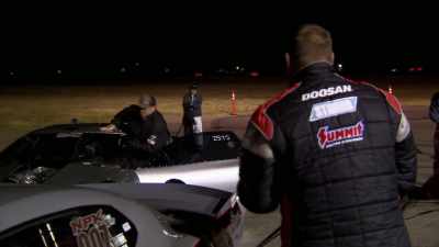 - I was too busy fighting my own
over there. [chuckles] - [Ryan] Yeah. - Street Outlaws No Prep Kings Team Attack