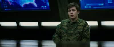 I took a bullet, sir. - The 5th Wave